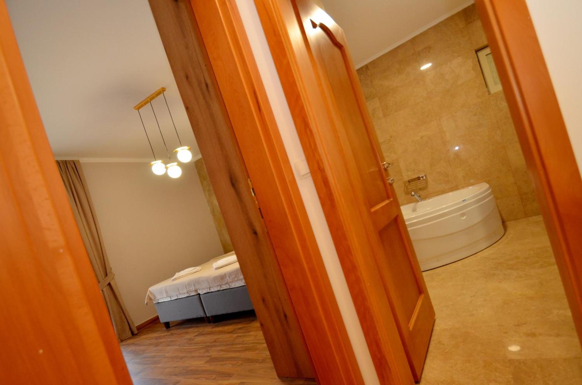 Boka Devine Residence Kotor Habitación foto